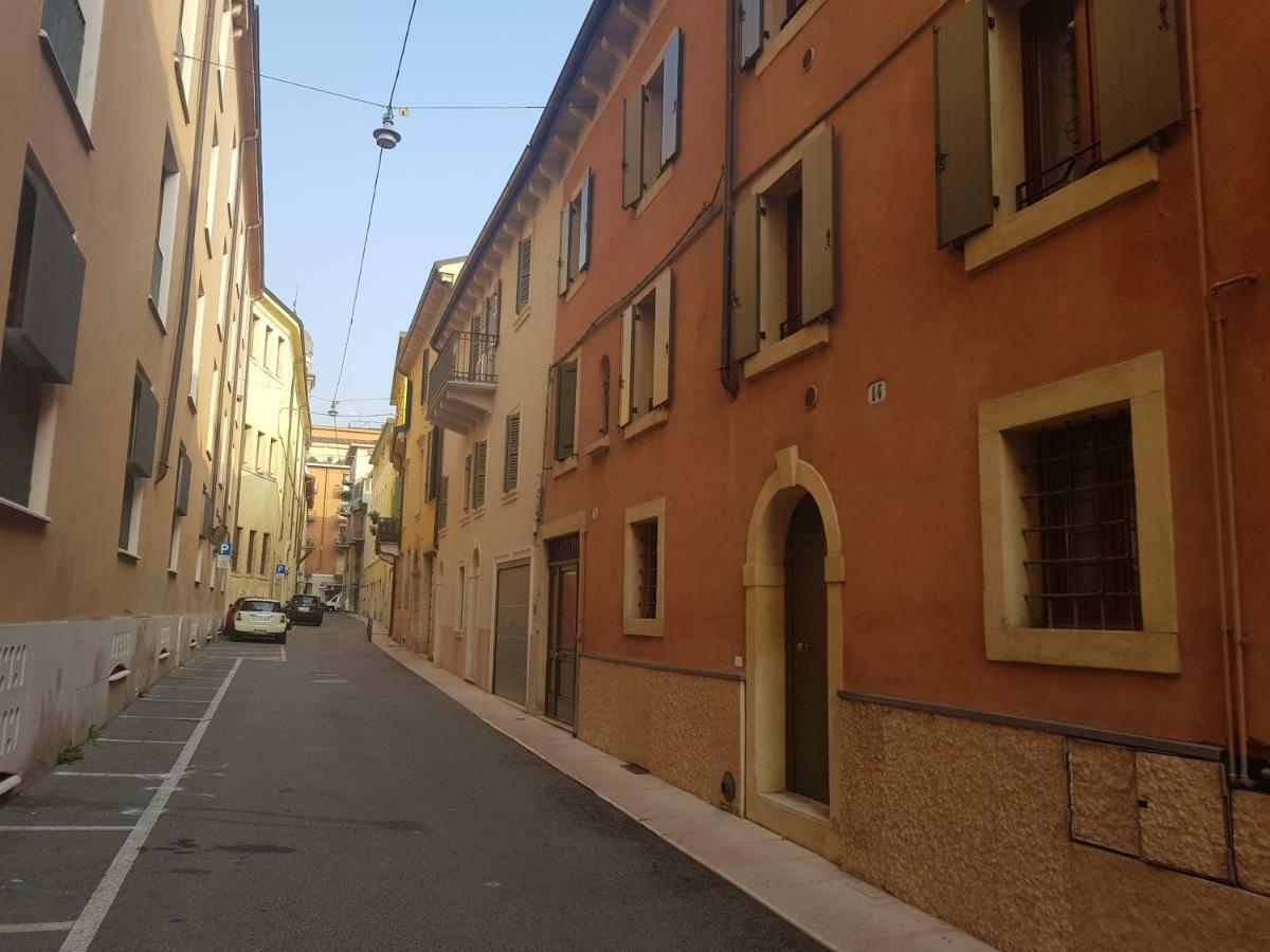 Apartamento Casa Rossella Verona Exterior foto